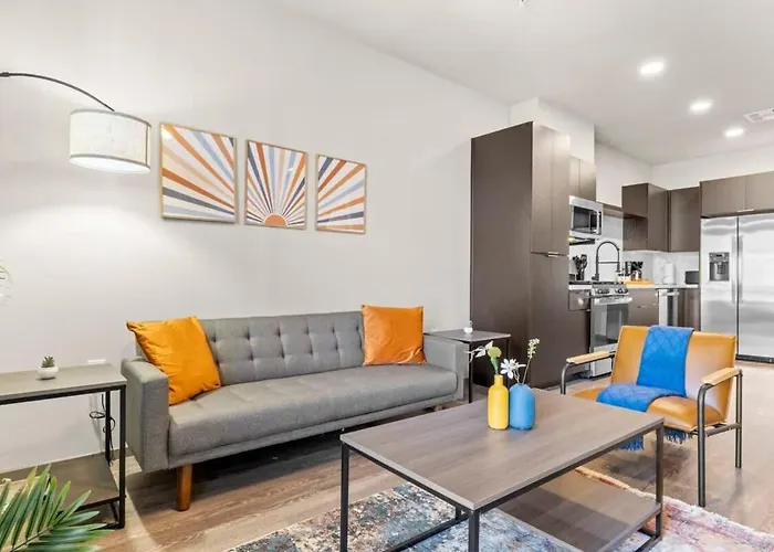 Stunning Westgate Cozysuites By Stadium With Pool 4 Apartment