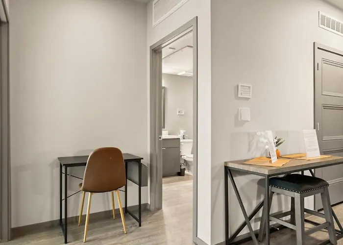 Stunning Westgate Cozysuites By Stadium With Pool 4 Glendale
