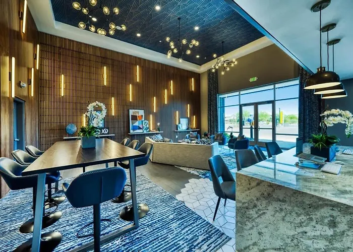 Apartment Stunning Westgate Cozysuites By Stadium With Pool 4 Glendale