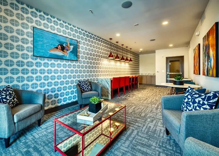 Stunning Westgate Cozysuites By Stadium With Pool 4 Apartment *